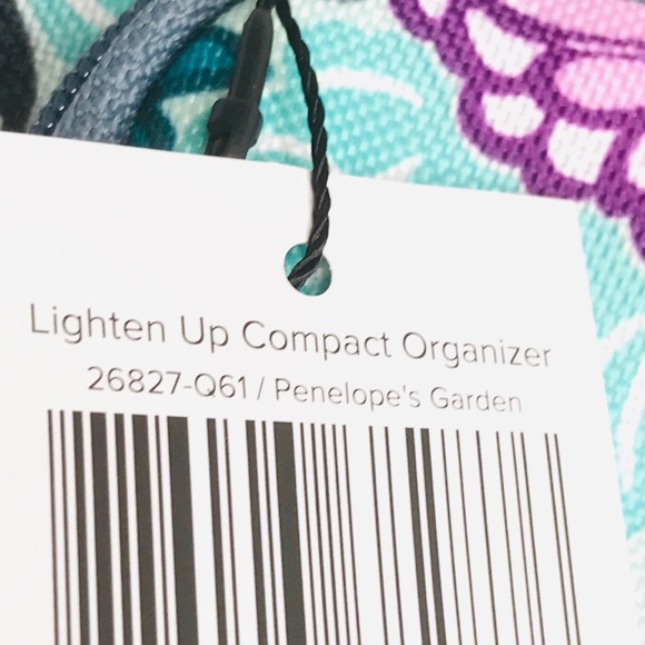 Vera Bradley Lighten Up Compact Organizer Penelope - Picture 5 of 6